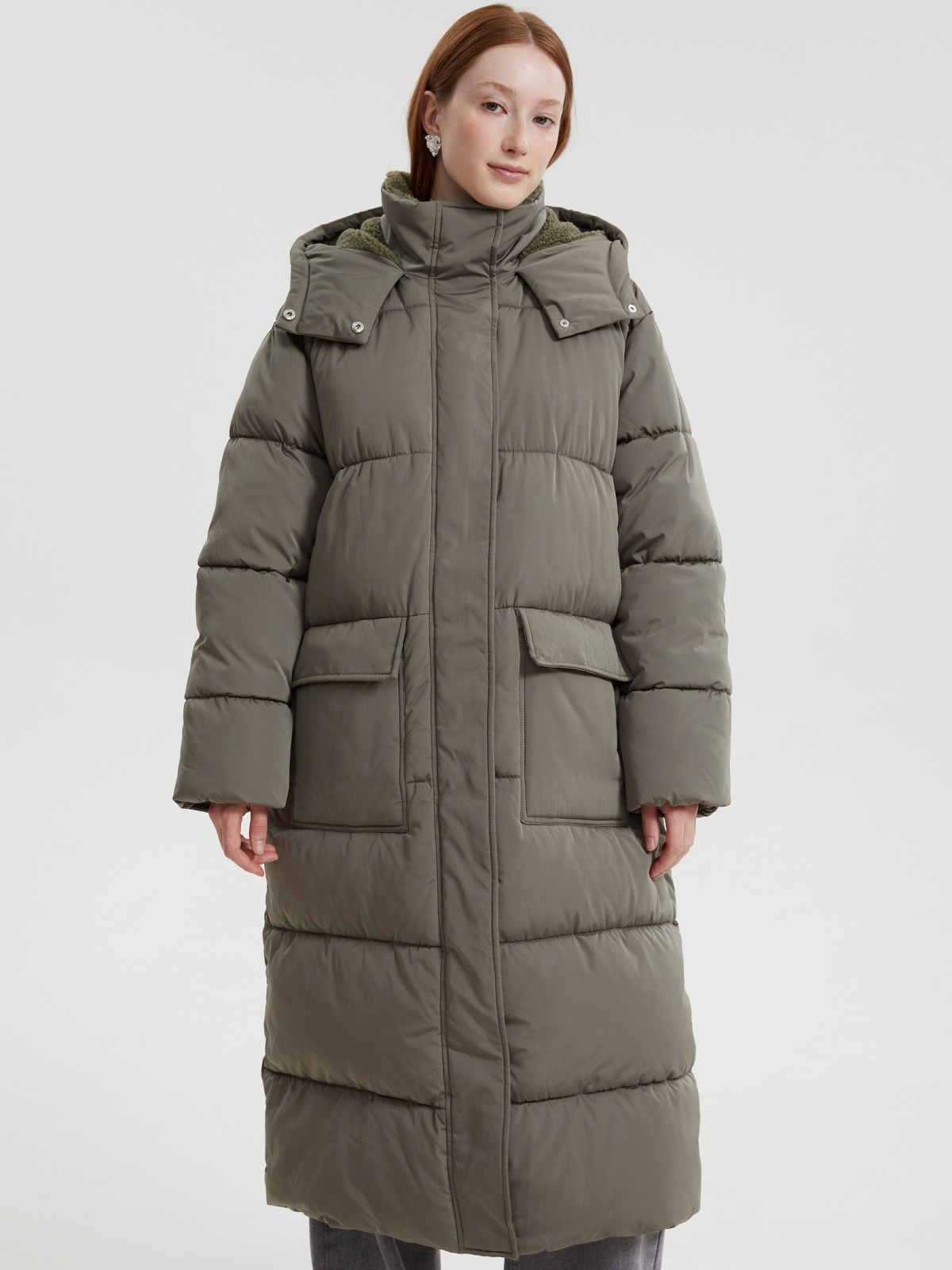 Тёплая куртка с капюшоном