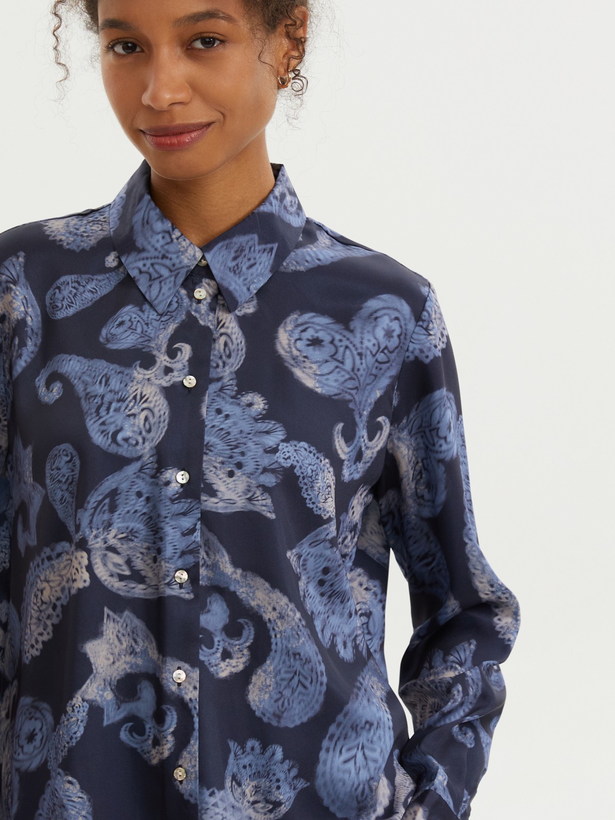 Рубашка с принтом и длинным рукавом