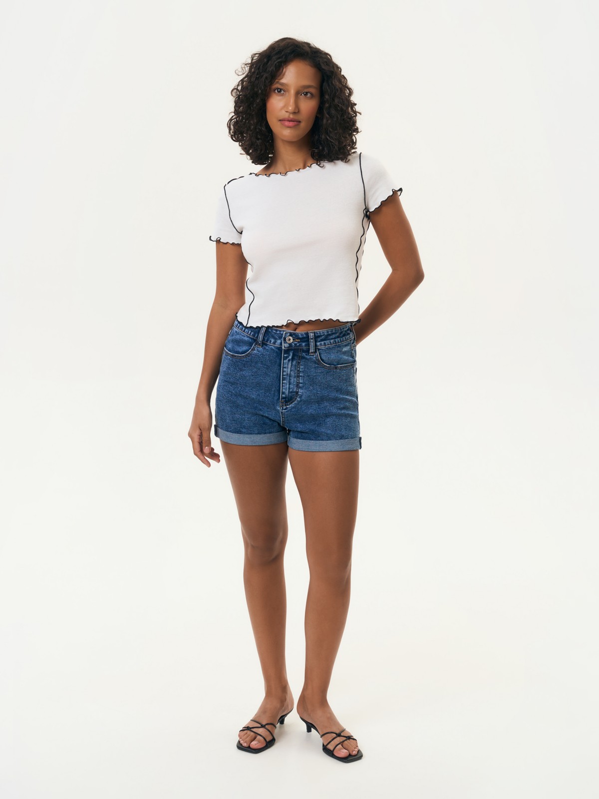 Брюки джинсовые короткие