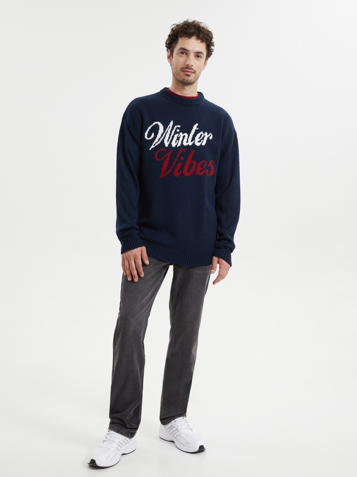 Вязаный джемпер из акрила с новогодней надписью