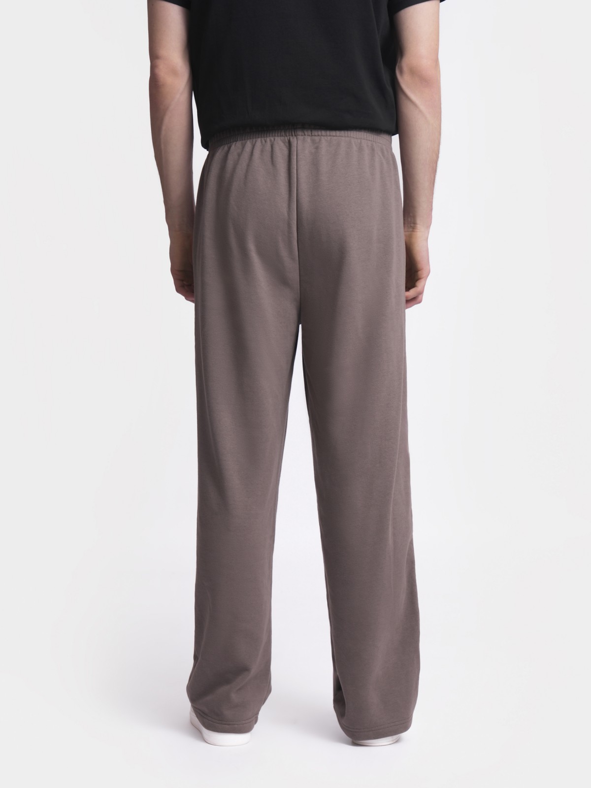 Трикотажные прямые брюки