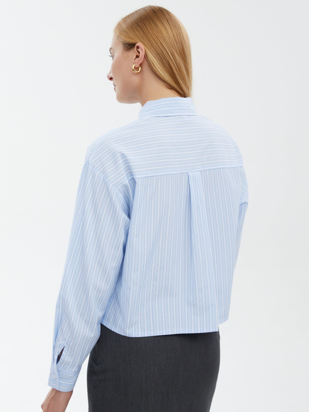 Укороченная рубашка в полоску с карманом