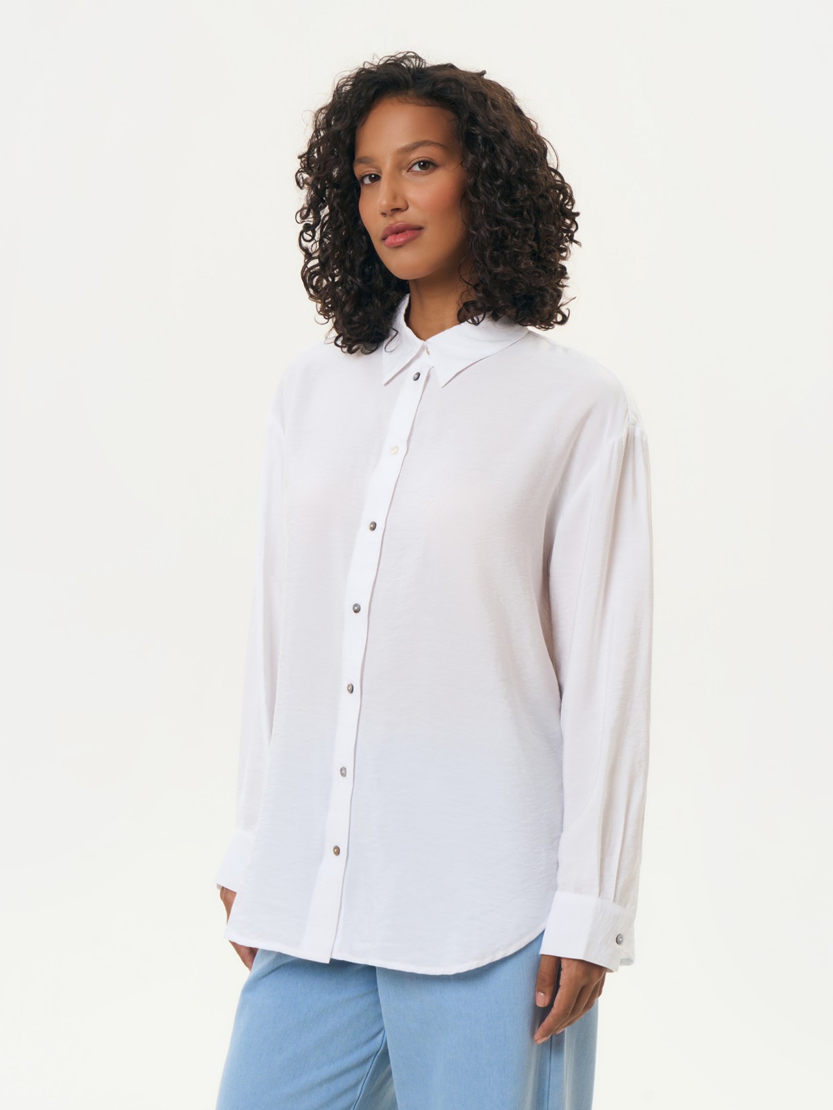 Блузка с  длинными рукавами