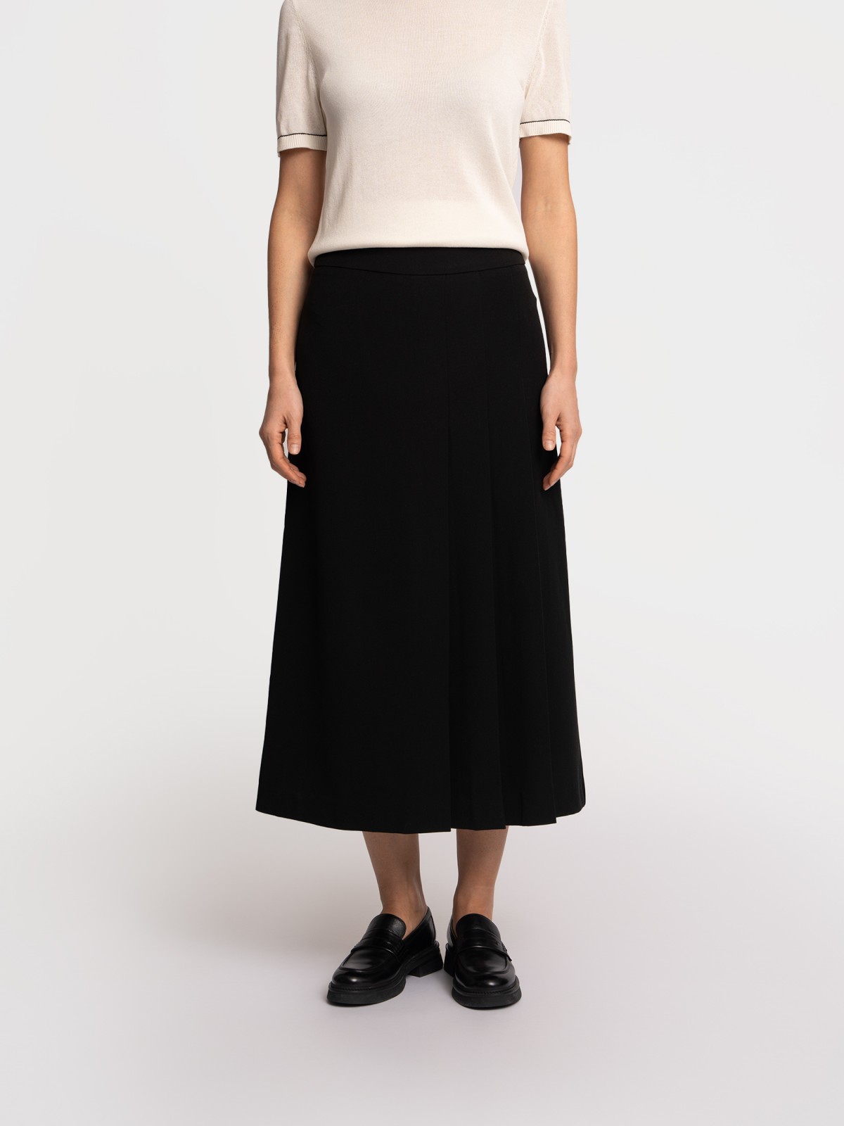 Юбка в складку миди