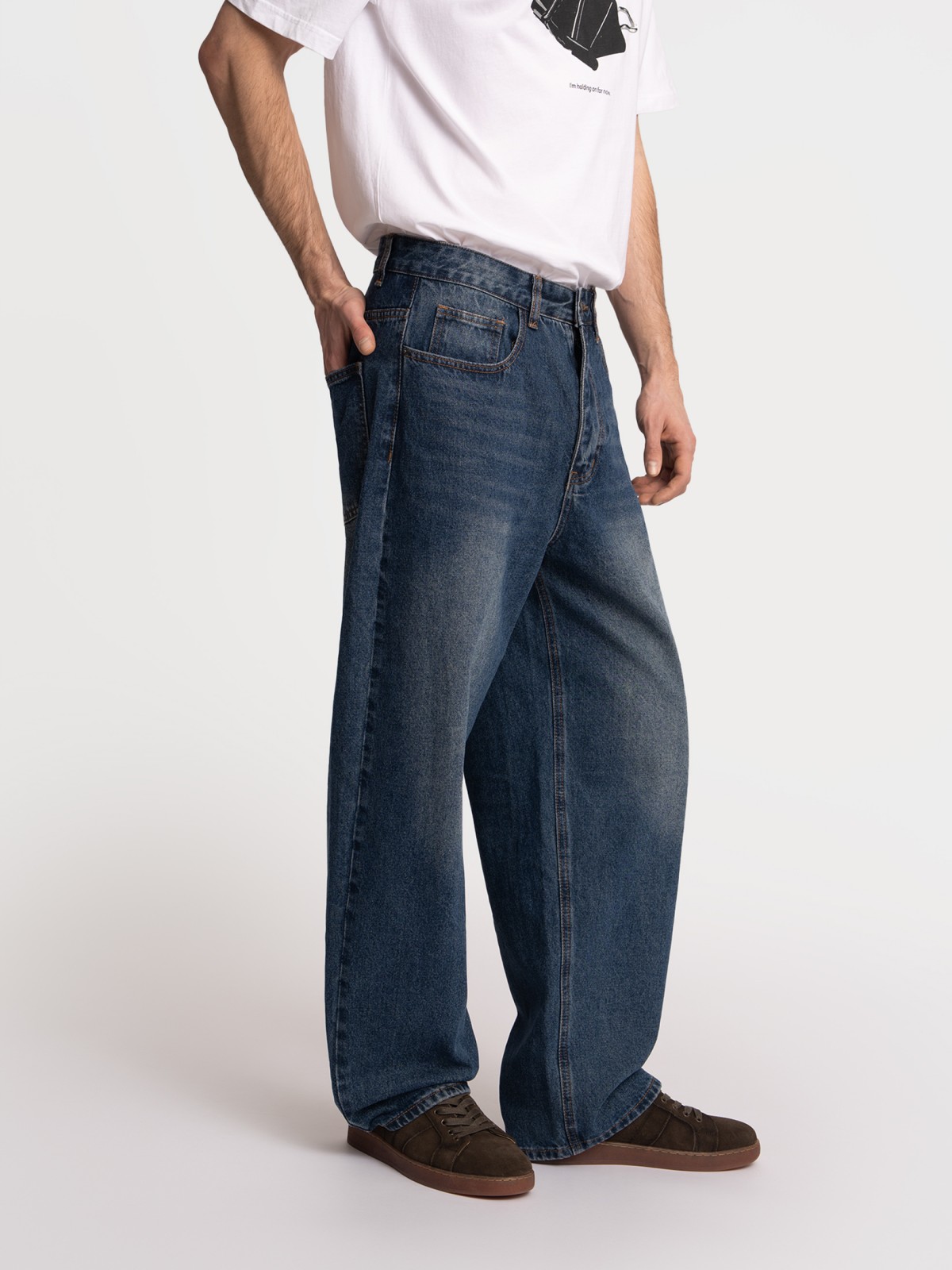 Джинсы фасона Baggy