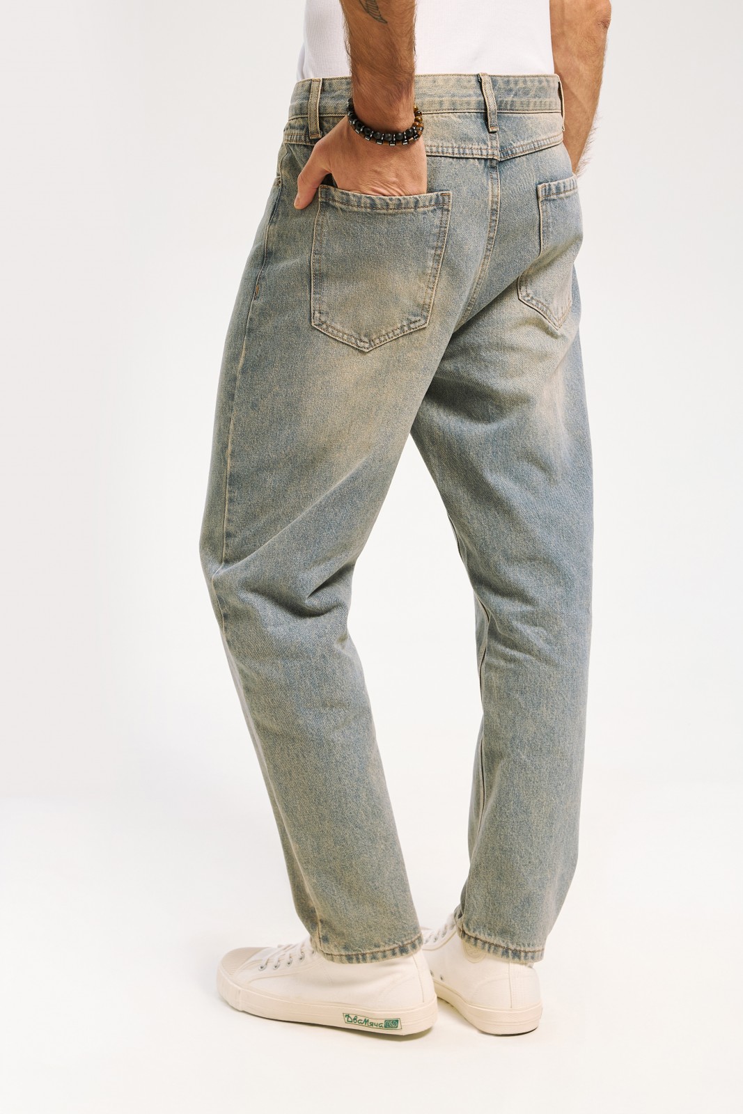 Джинсы фасона Tapered