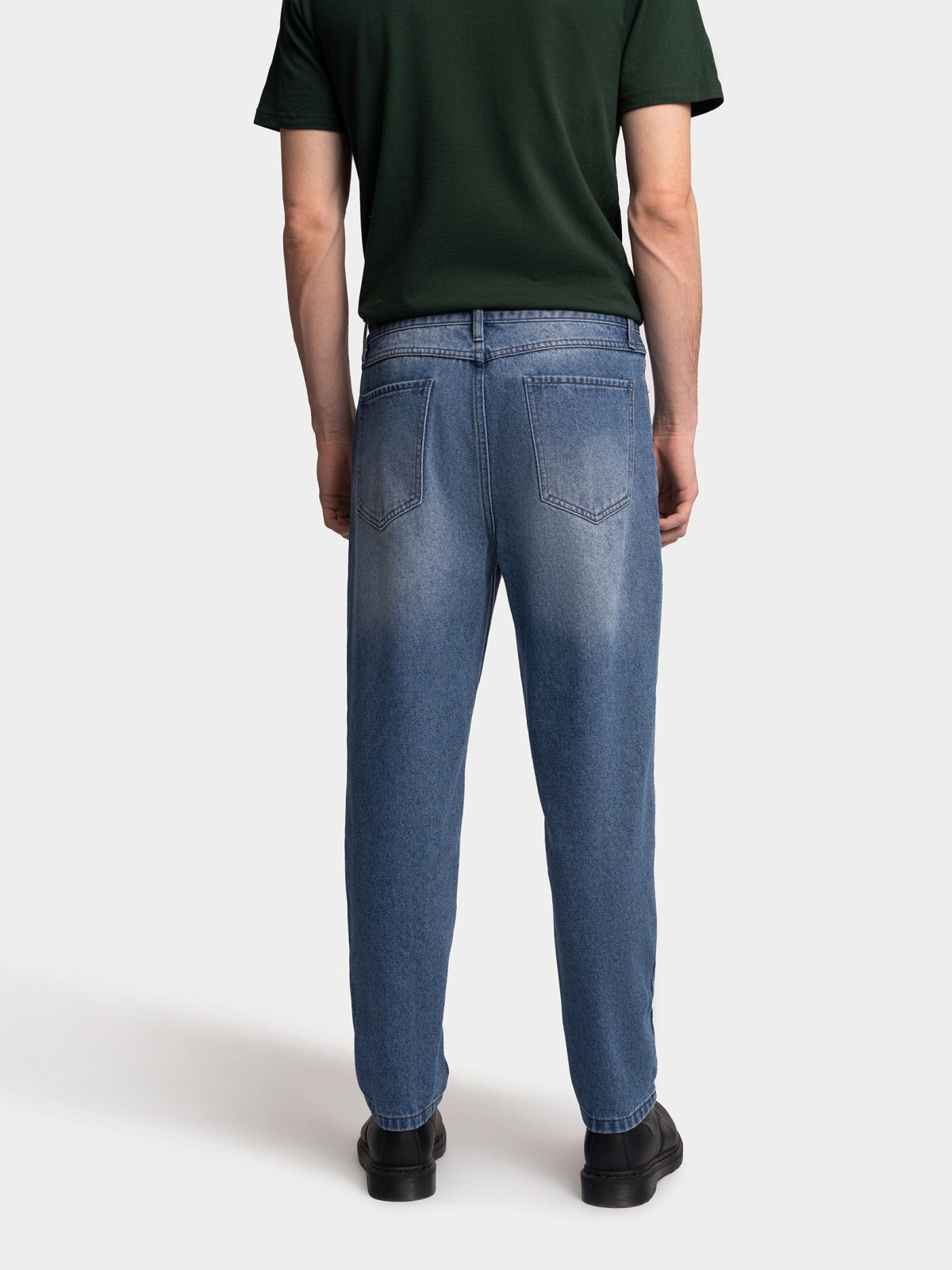Джинсы фасона Tapered