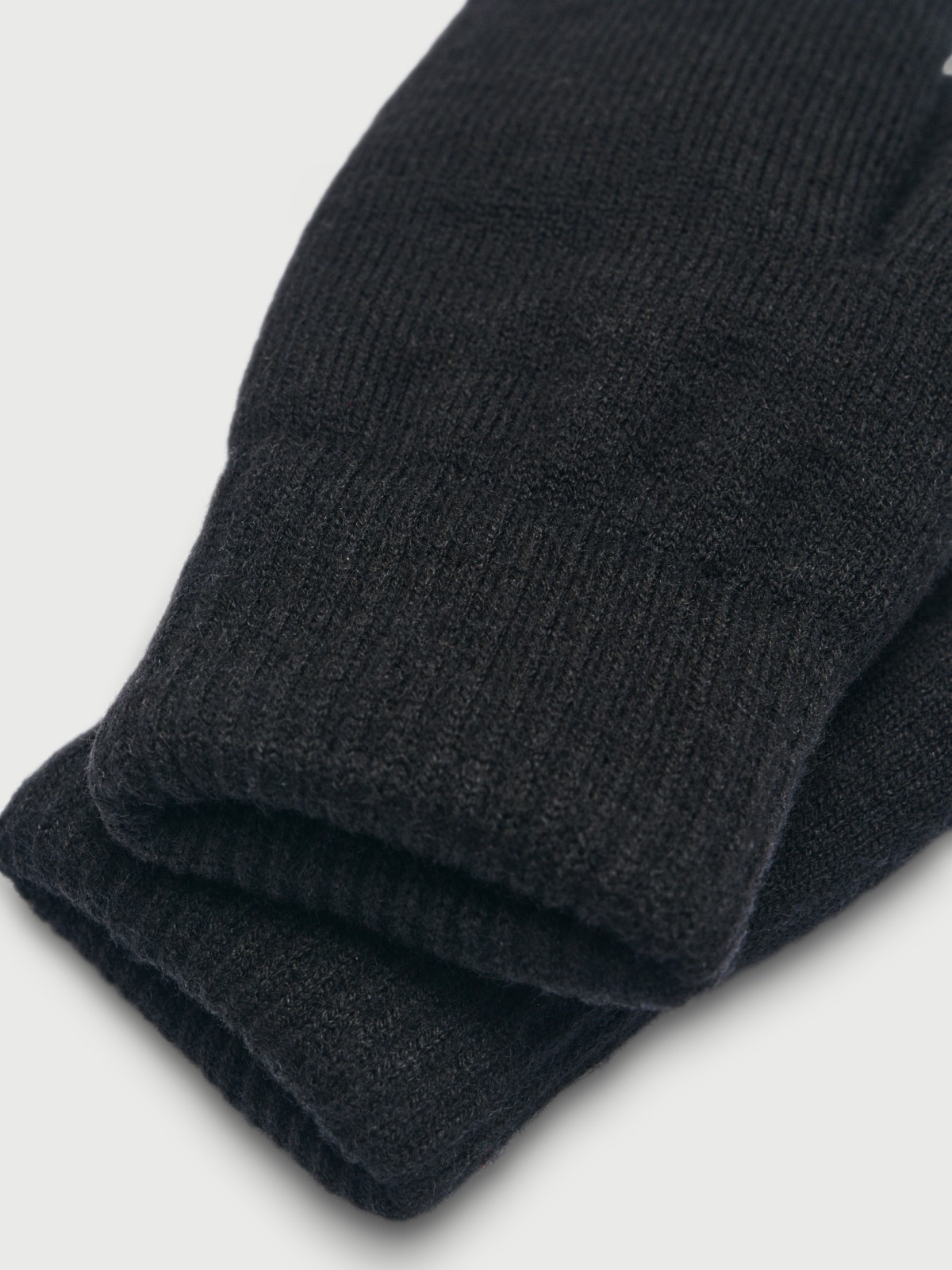 Тёплые вязаные трикотажные варежки