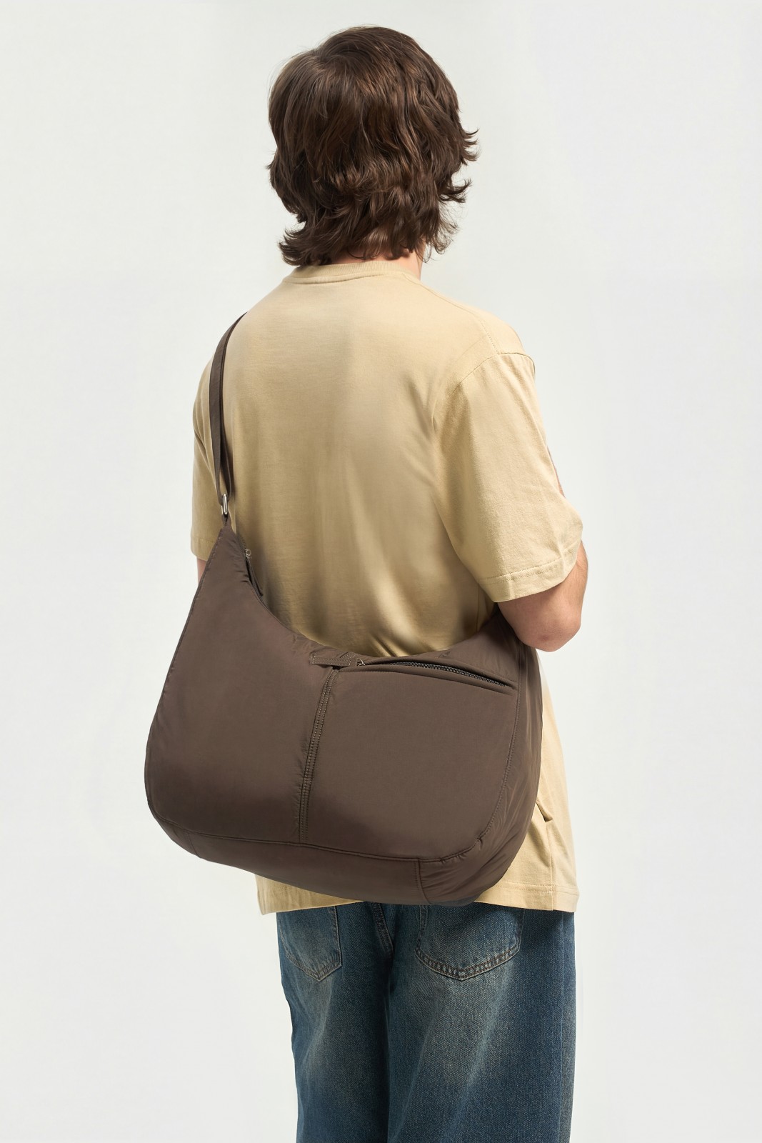 Сумка кросс-боди на ремешке через плечо