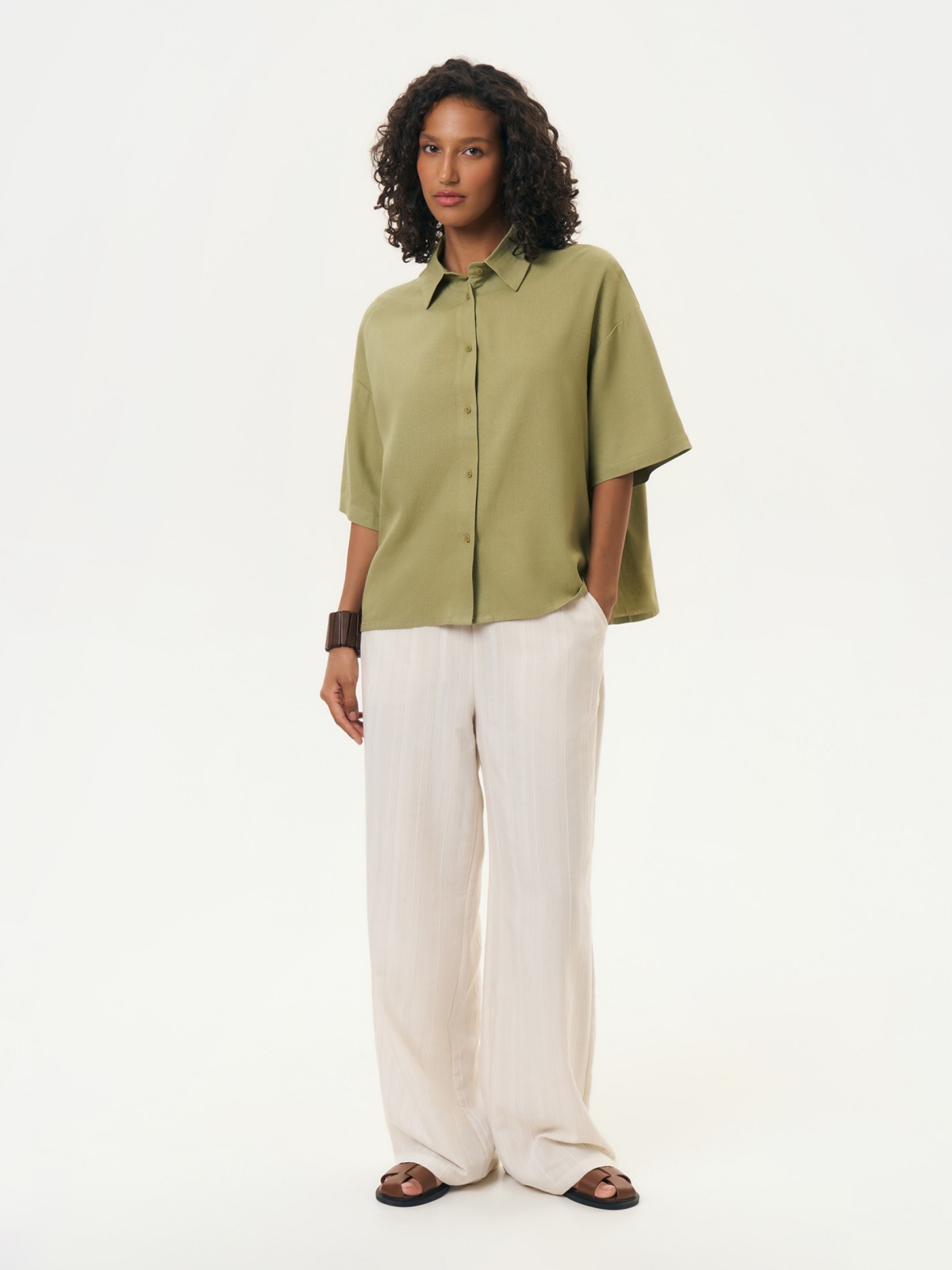 Блузка с короткими рукавами