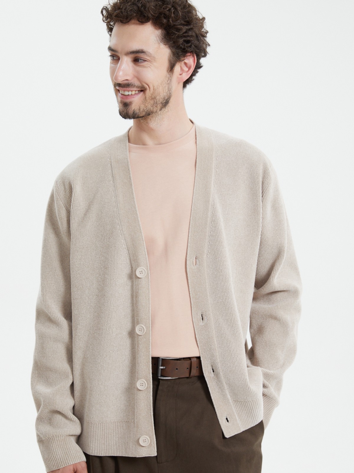 Вязаный кардиган на пуговицах