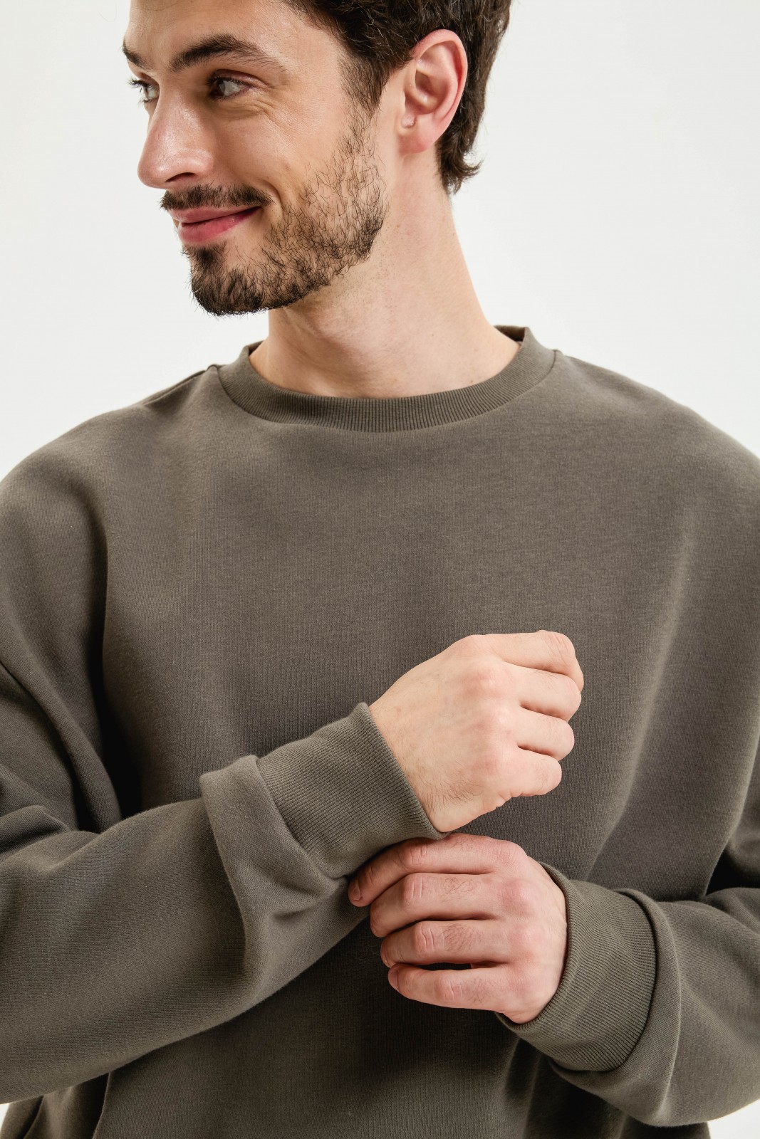 Трикотажный свитшот с начёсом