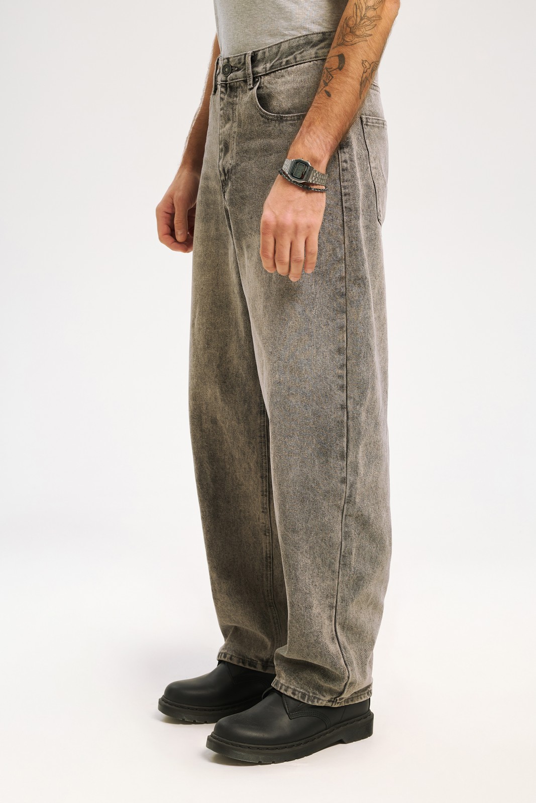 Джинсы фасона Baggy
