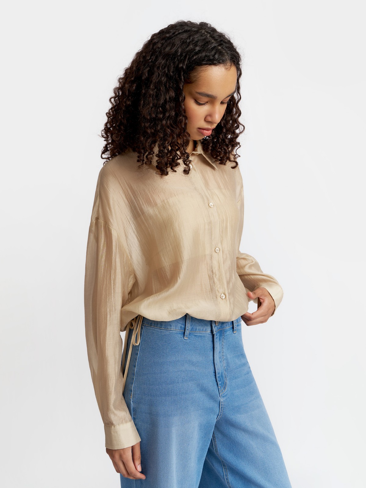 Блузка с  длинными рукавами