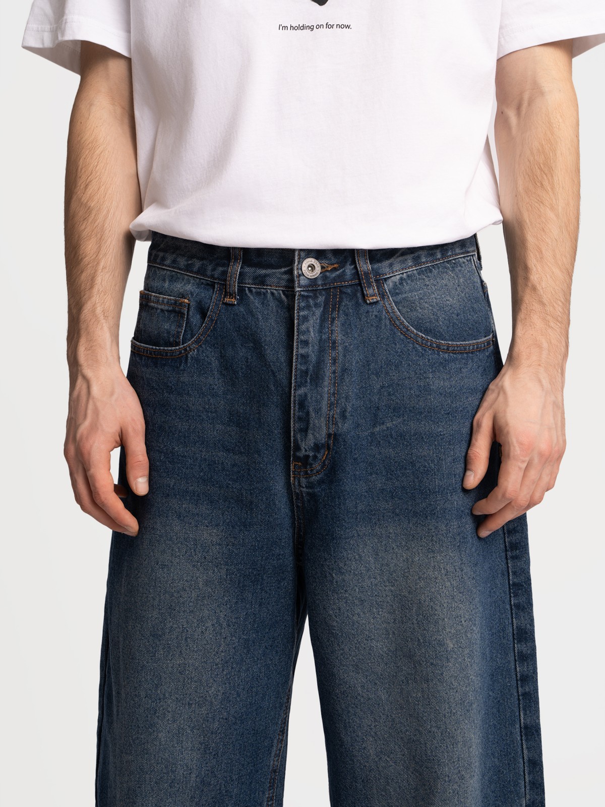 Джинсы фасона Baggy