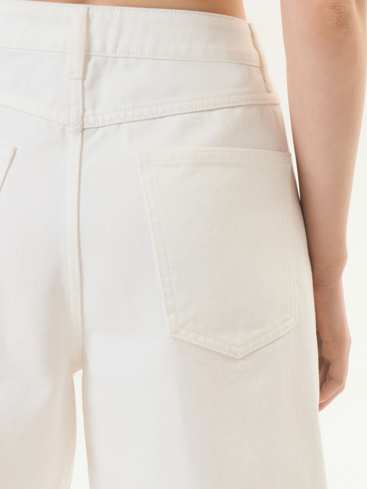 Брюки джинсовые короткие