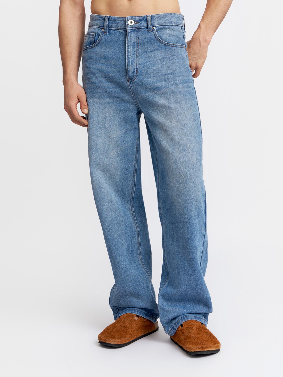 Джинсы прямого фасона