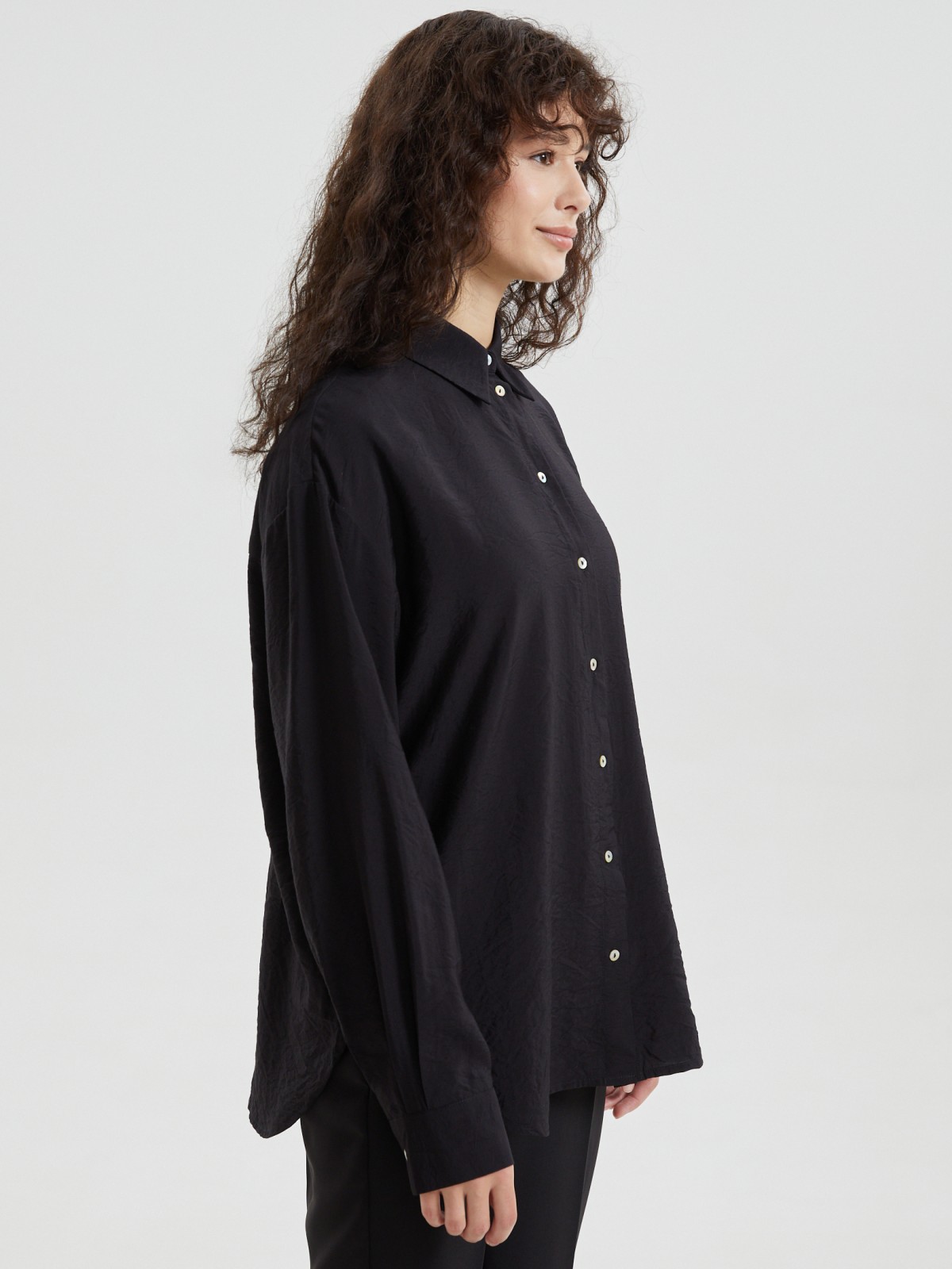 Однотонная рубашка из жатой ткани