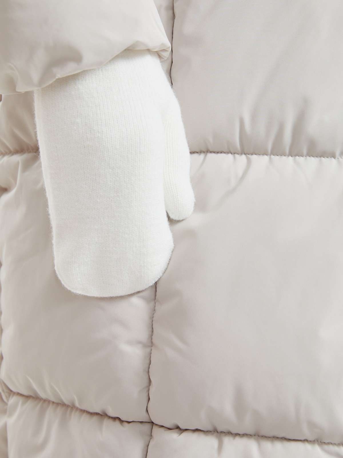 Тёплые вязаные трикотажные варежки