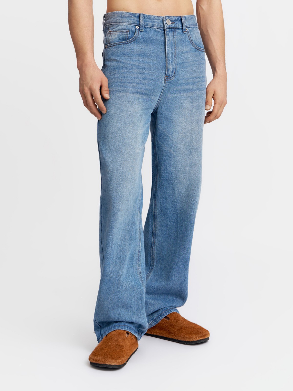 Джинсы прямого фасона