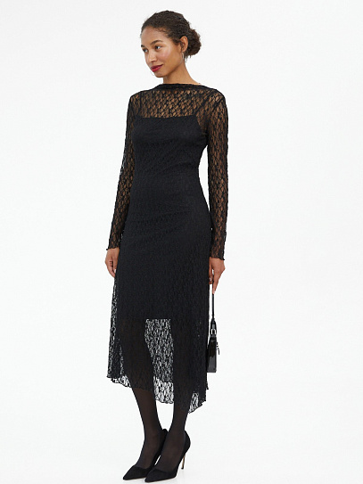 Асимметричное платье из кружева с нижней комбинацией
