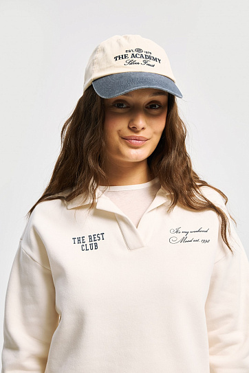 Бейсболка из хлопка с полукруглым козырьком