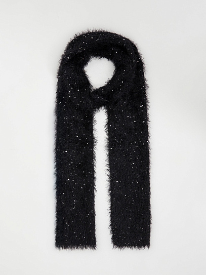 Пушистый шарф с блёстками