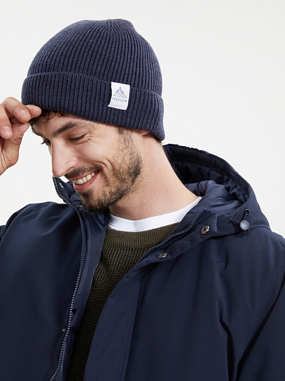 Вязаная шапка-бини