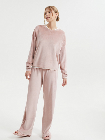 Штаны на резинке из велюра