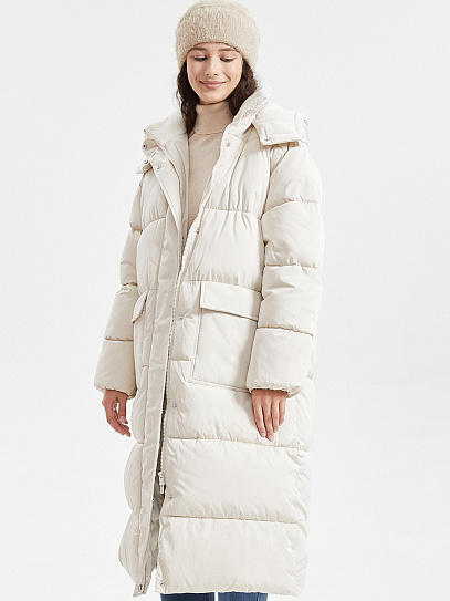 Тёплая куртка с капюшоном