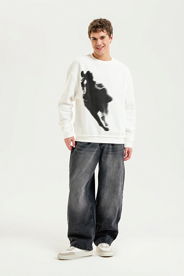 Трикотажный свитшот с принтом