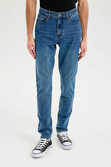 Джинсы фасона Slim