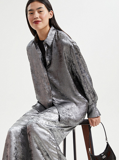 Рубашка с серебряным блеском