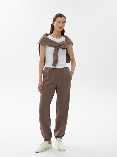 Утеплённые брюки-джоггеры на резинке