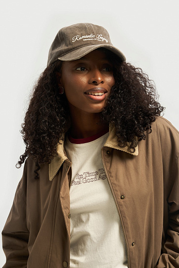 Бейсболка из хлопка с полукруглым козырьком