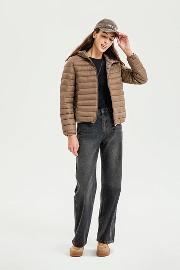 Тёплая стёганая куртка с капюшоном