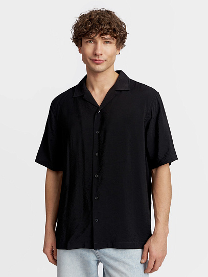 Рубашка из вискозы с коротким рукавом
