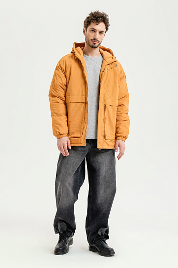 Куртка с капюшоном и утеплителем