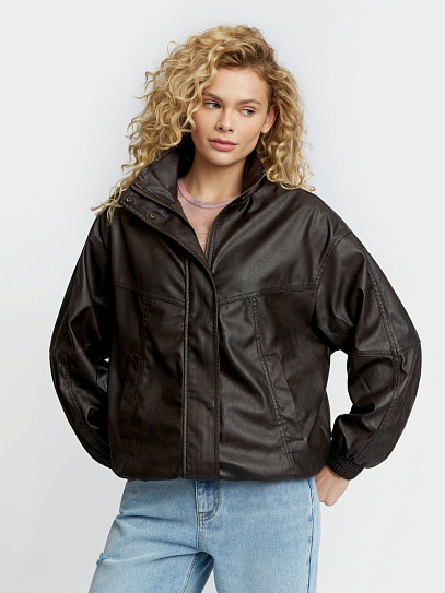 Куртка-ветровка